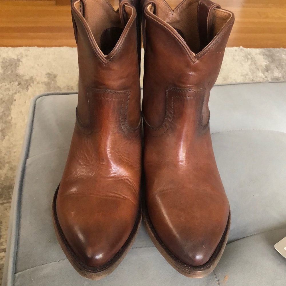 Frye Billy Short  Cognac size 9 Womens Western Boots